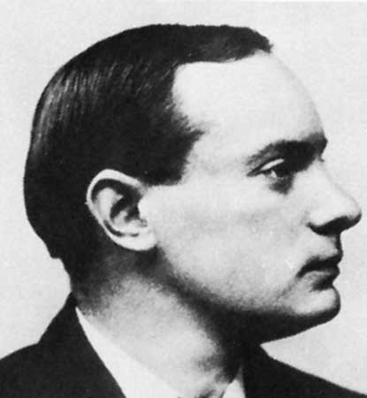 0004 : Pádraic H. Pearse 1879-1916 https://www.britannica.com/biography/Patrick-Henry-Pearse BBC Hulton Picture Library